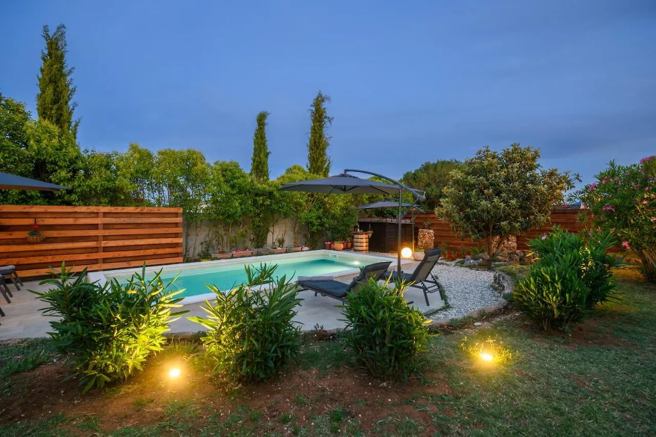 Haus Rustica Villa Pula